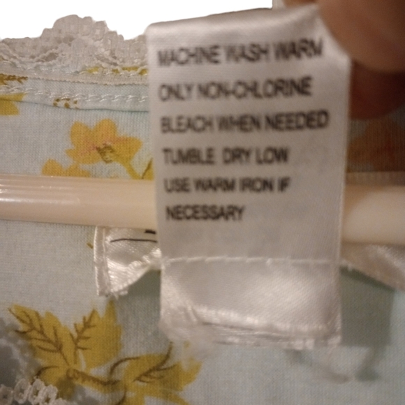 Body Touch Lingerie Floral Nightgown Feminine Country Old Fashion Comfy Lounge S - Picture 9 of 11